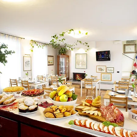 ホテル Ristorante Piccolo Chianti 3*