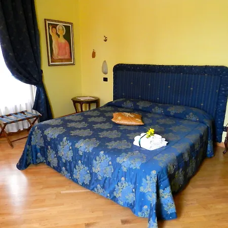 Ristorante Piccolo Chianti מלון 3*