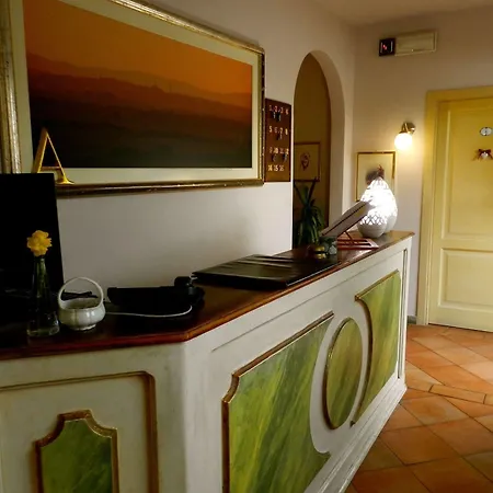 Ristorante Piccolo Chianti מלון 3*