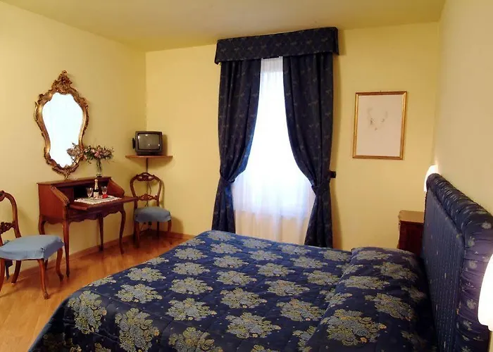 Ristorante Piccolo Chianti Hotell 3*